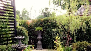 Property grounds - Natnalin Hotel (Chiang Rai)