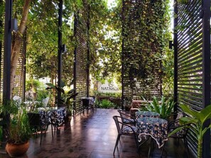 Front of property - Natnalin Hotel (Chiang Rai)