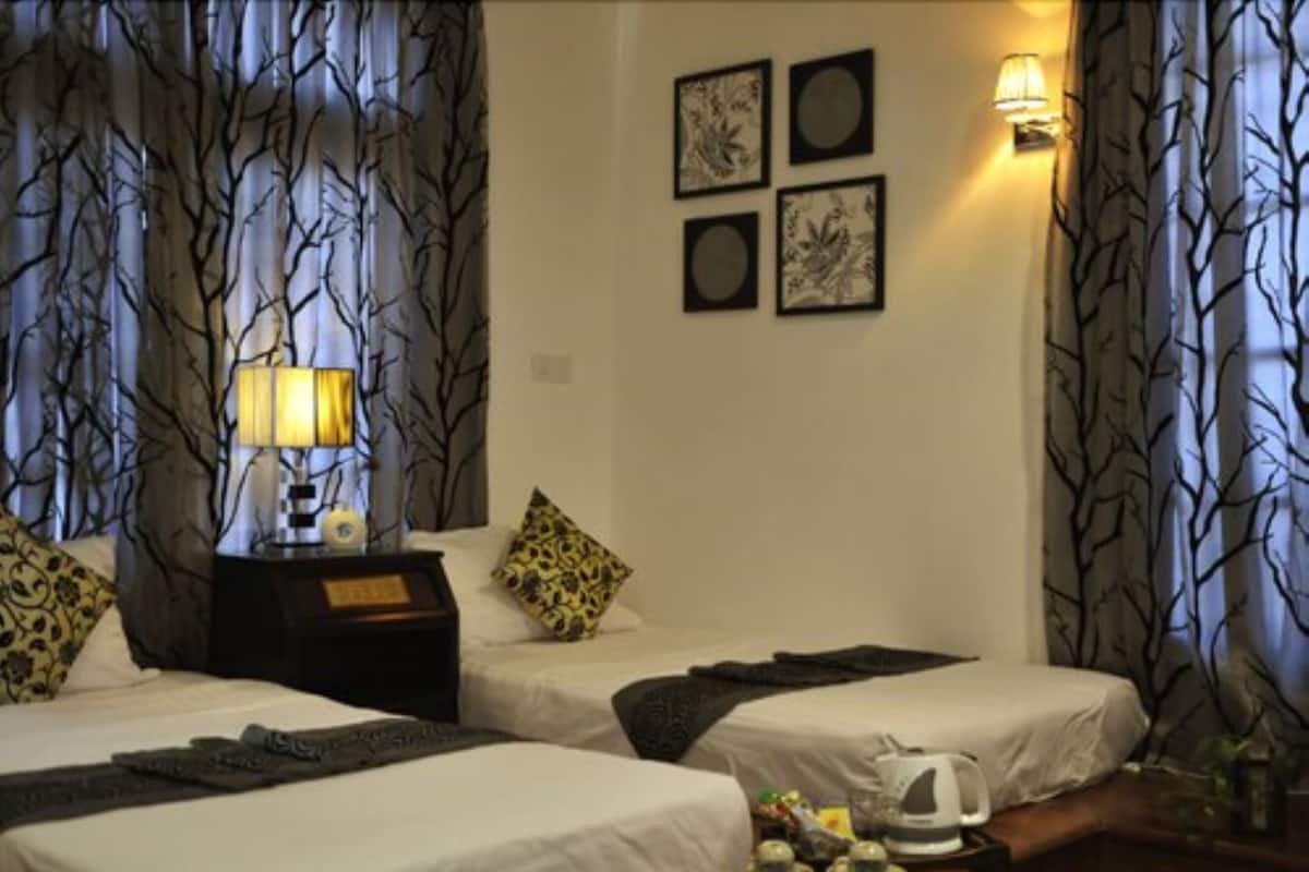 Asian Suites | 1 bedroom, iron/ironing board (on request), WiFi (free)