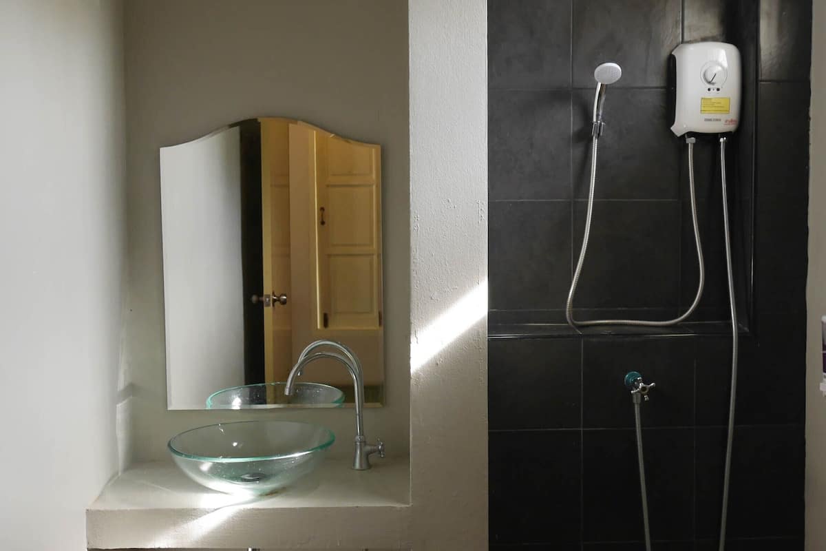 shower, free toiletries, hair dryer, bathrobes