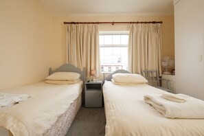 Twin Room, Ensuite | 1 bedroom