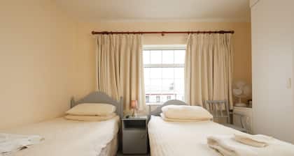 Four Seasons B&B