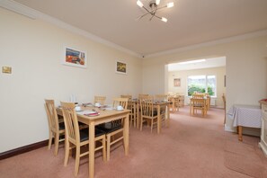 Dining - Four Seasons B&B (Galway)