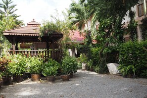 Exterior - Phutawan Kan Resort (Kanchanaburi)