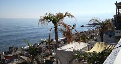 Olympic Star Apartments