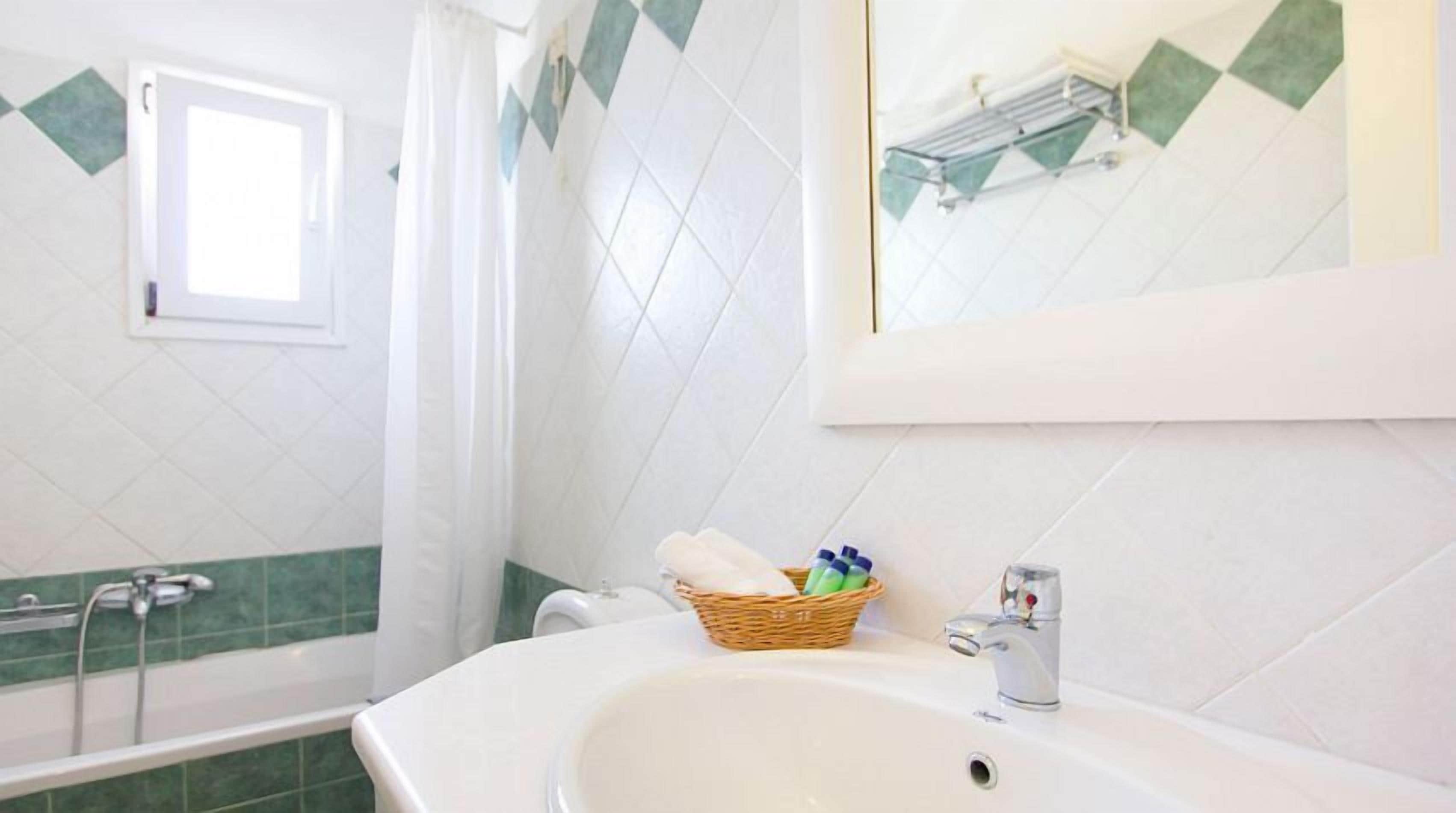 free toiletries, hair dryer, towels