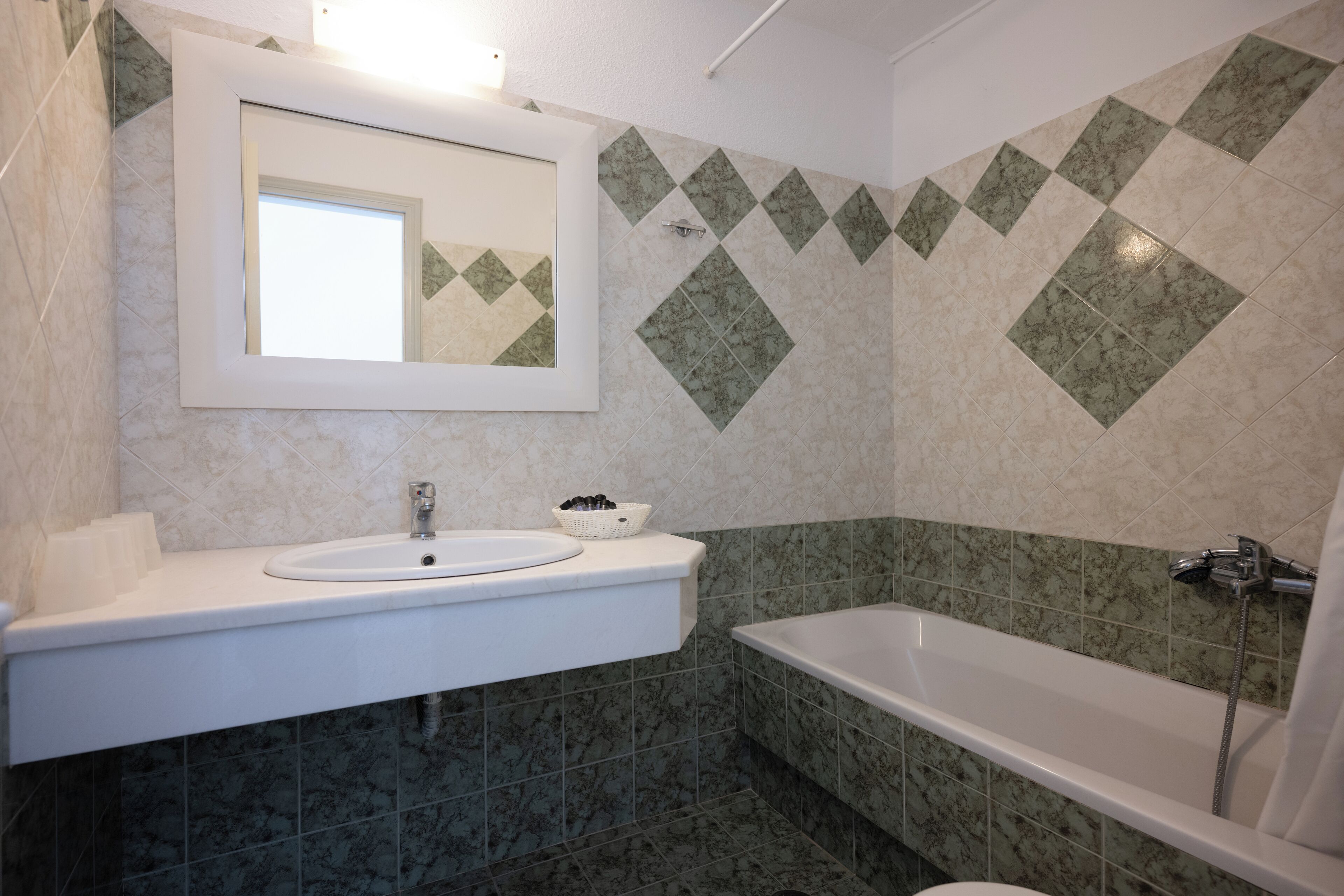 quadruple room | in-room dining