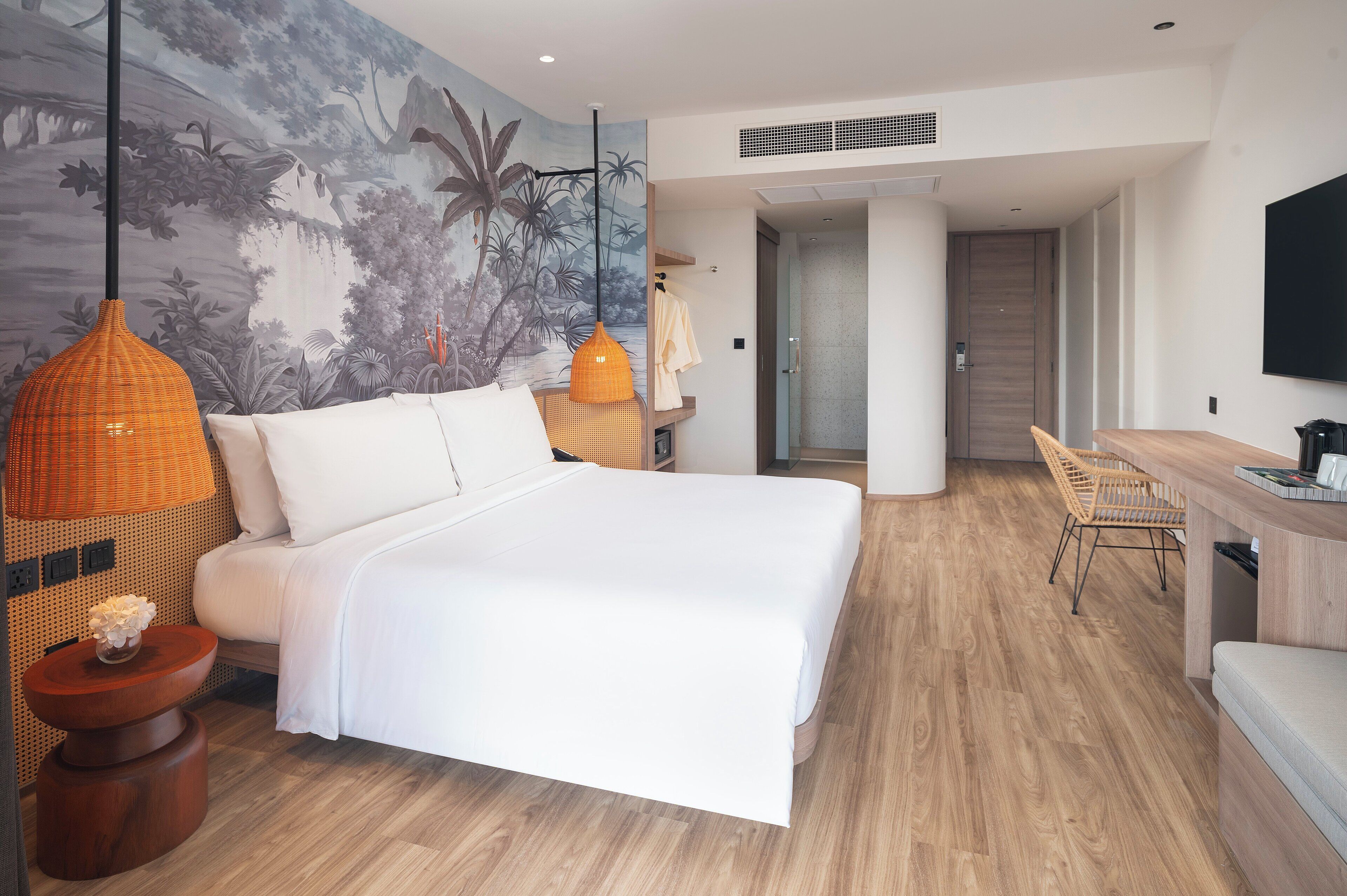 Deluxe-rum - 1 kingsize-säng - havsutsikt | Sängtillbehör av högsta kvalitet och värdeförvaringsskåp på rummet