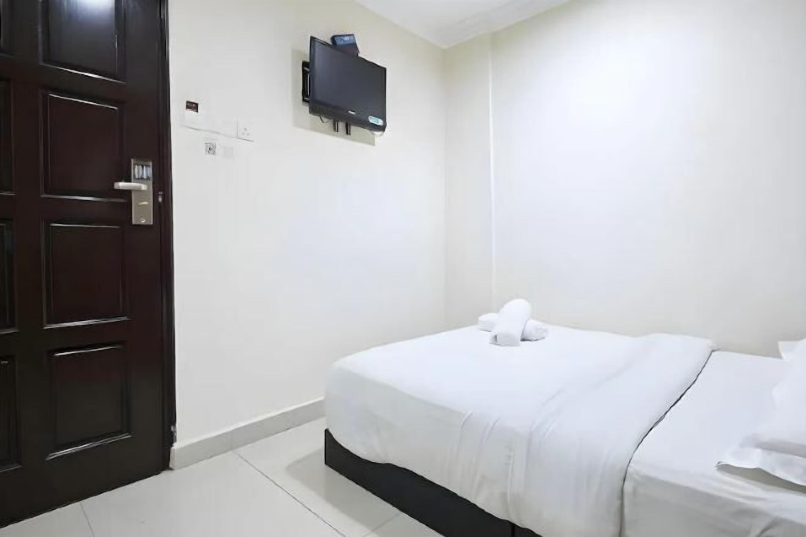 Meja kerja, setrika/meja setrika, Wi-Fi gratis, dan seprai linen