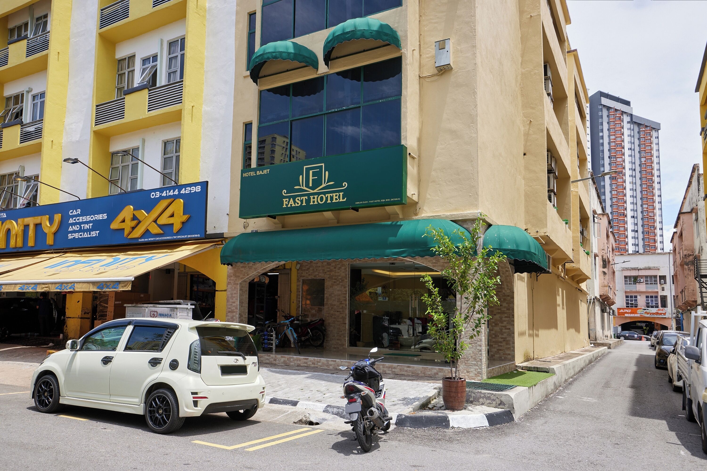 Photo - Fast Hotel Setapak Near Tunku Abdul Rahman UMT KL