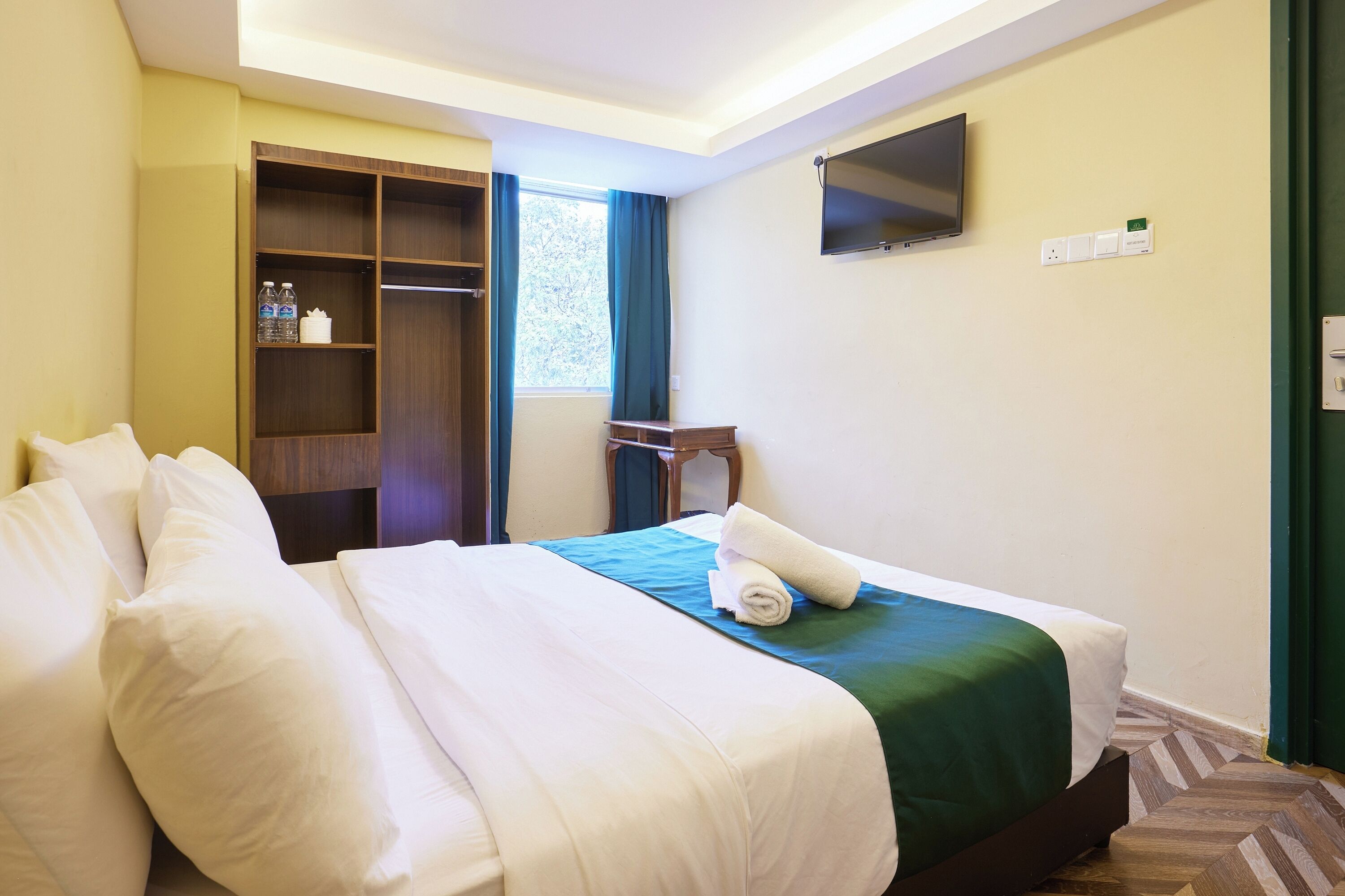 Photo - Fast Hotel Setapak Near Tunku Abdul Rahman UMT KL