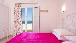 Superior Studio, Sea View (Quadruple) | Free WiFi, bed sheets - Anixi - Primavera Mykonos (Mykonos)
