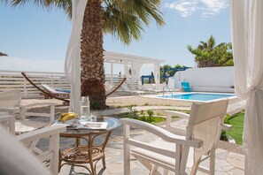 Driepersoonskamer | Terras