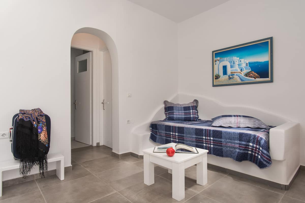 Suite, Sea View | 1 bedroom, in-room safe, iron/ironing board, free WiFi