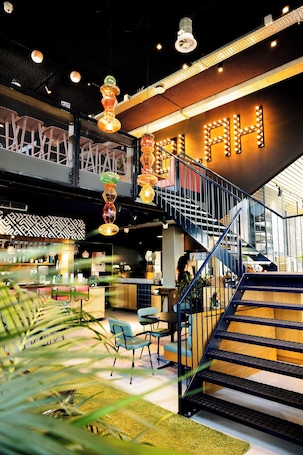 Lobby lounge. The Social Hub Eindhoven