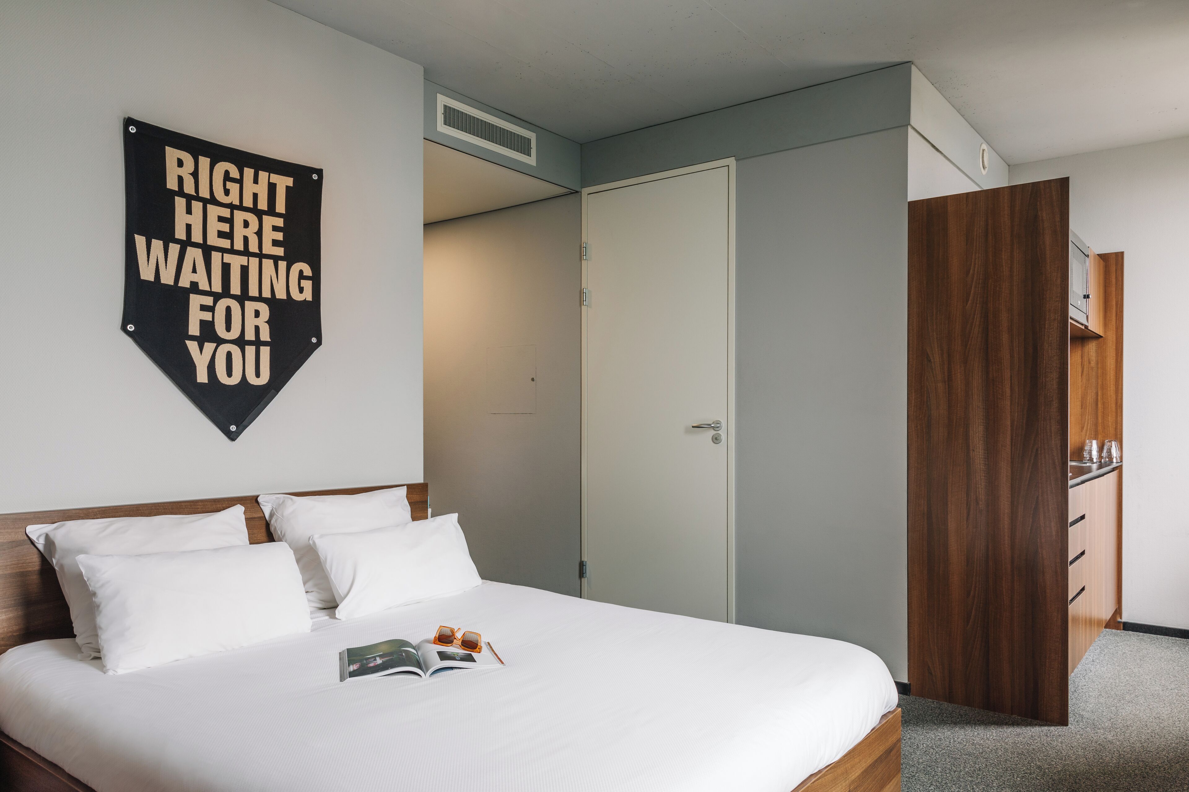 Deluxe Studio | Desk, free WiFi, bed sheets, wheelchair access