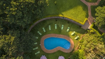 2 outdoor pools, pool umbrellas, sun loungers