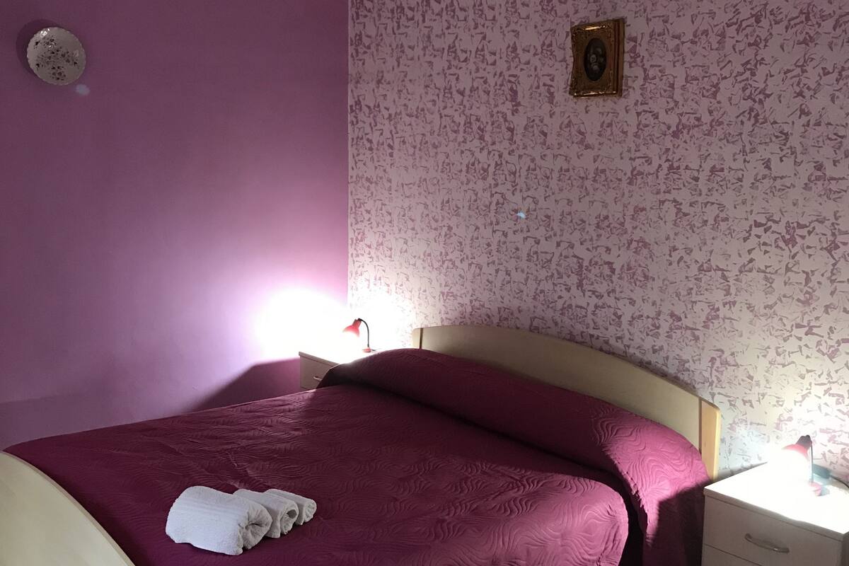 In-room safe, desk, blackout curtains, free WiFi