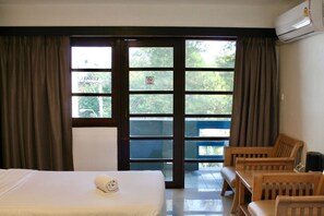 Deluxe Room - S2 Hotel (Bang Saen)