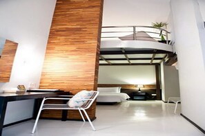 Caja de seguridad en la habitación, escritorio y wifi gratis 