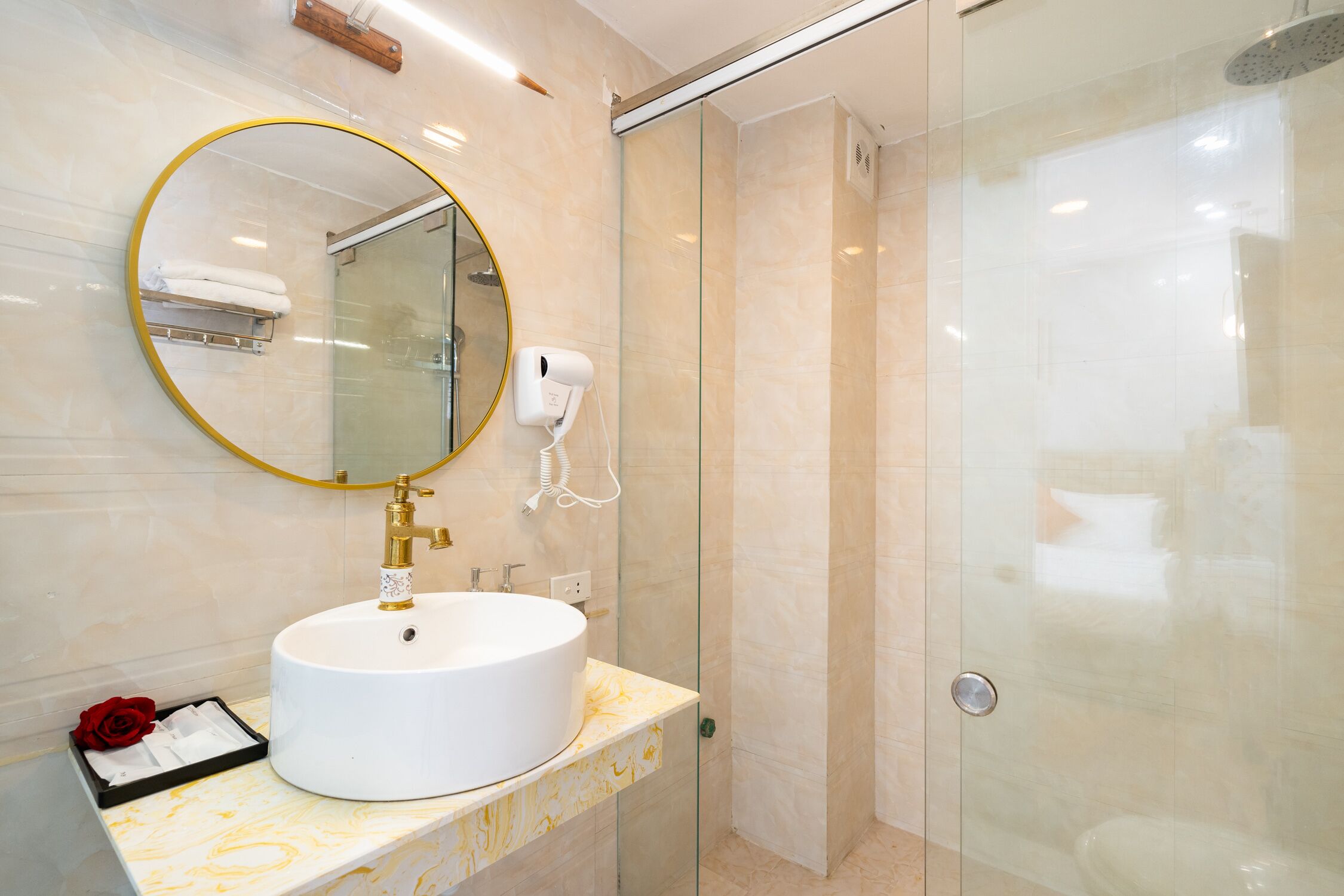 shower, free toiletries, hair dryer, slippers