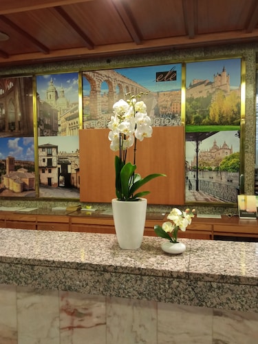Hotel ELE Acueducto