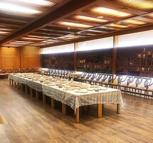 Se sirven desayunos, almuerzos, cenas y cocina local 