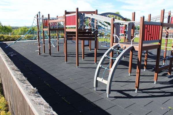Children's play area - outdoor
