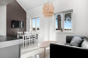 Apartamento familiar, 2 habitaciones | Sistema de insonorización, wifi gratis, ropa de cama