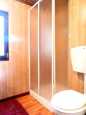 Bungalow (4 pax) | Bad | Dusj