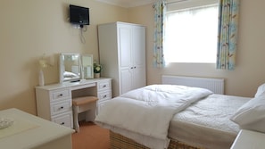Room - Atlantic Bays Holiday Park (Padstow)