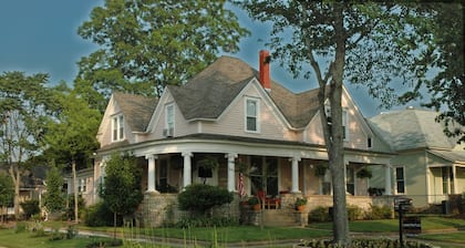 Janssen Park Place B&B