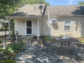 Exterior - Janssen Park Place B&B (Mena)