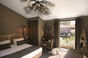 Premium bedding, in-room safe, desk, soundproofing - Hotel E Tre Stelle (Bonifacio)