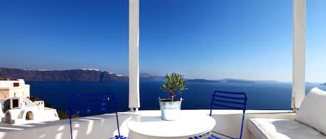 House, 2 Bedrooms, Jetted Tub | Terrace/patio