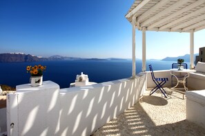 House, 2 Bedrooms, Jetted Tub | Terrace/patio