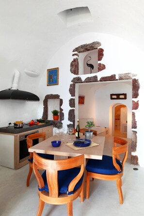 House, 2 Bedrooms, Jetted Tub | Private kitchen | Full-size fridge, oven, stovetop, coffee/tea maker - Menias Cave House (Santorini)