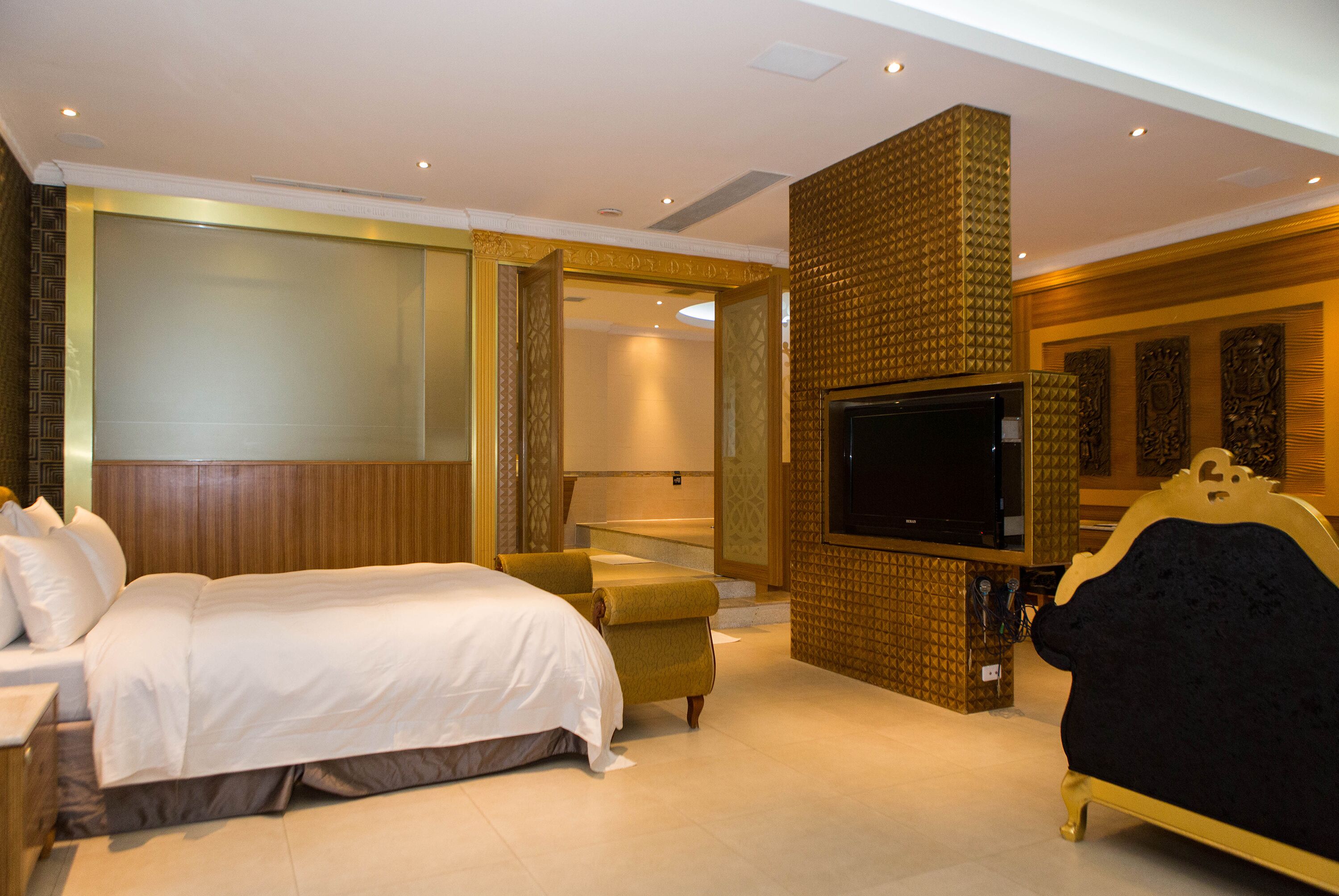 vip suite check in time starts from 6pm | free wifi