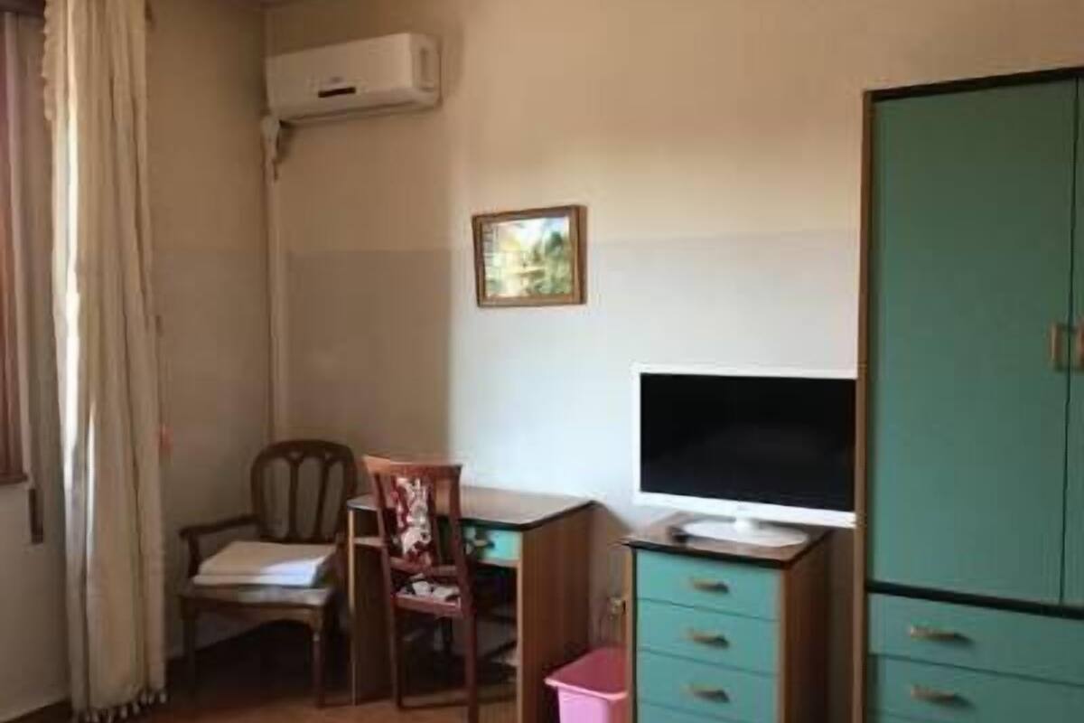 Doppel- oder Zweibettzimmer | Schreibtisch, kostenloses WLAN