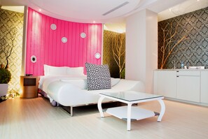 Minibar, desk, iron/ironing board, free WiFi - All-Ur Boutique Motel - Hua-Lian Branch (Ji'an)