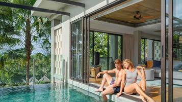 Suite, eigener Pool (Jimbaran) | Daunenbettdecken, Pillowtop-Betten, Zimmersafe, Schreibtisch