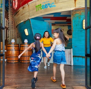Children’s play area – indoor