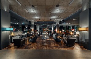 Interior entrance - Crowne Plaza Podgorica by IHG (Podgorica)