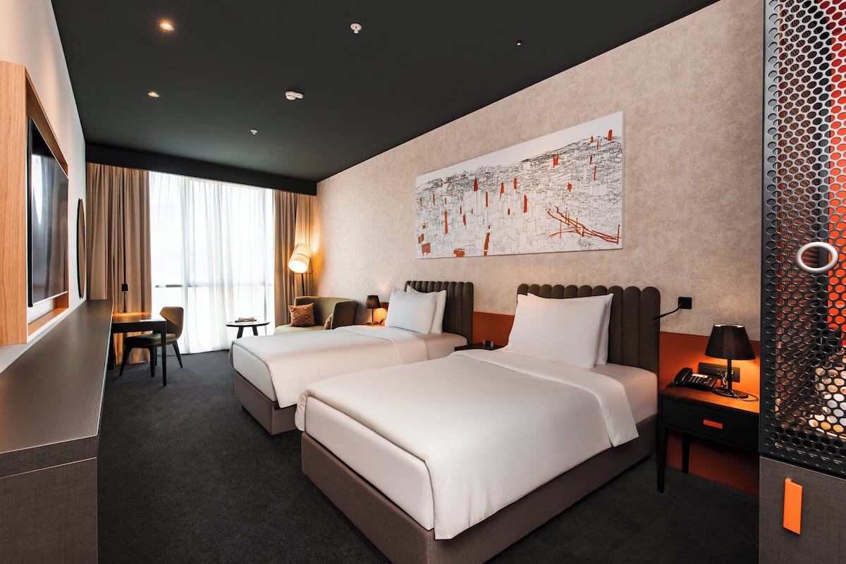 Premium Room, 2 Twin Beds | Hypo-allergenic bedding, minibar, in-room safe, desk