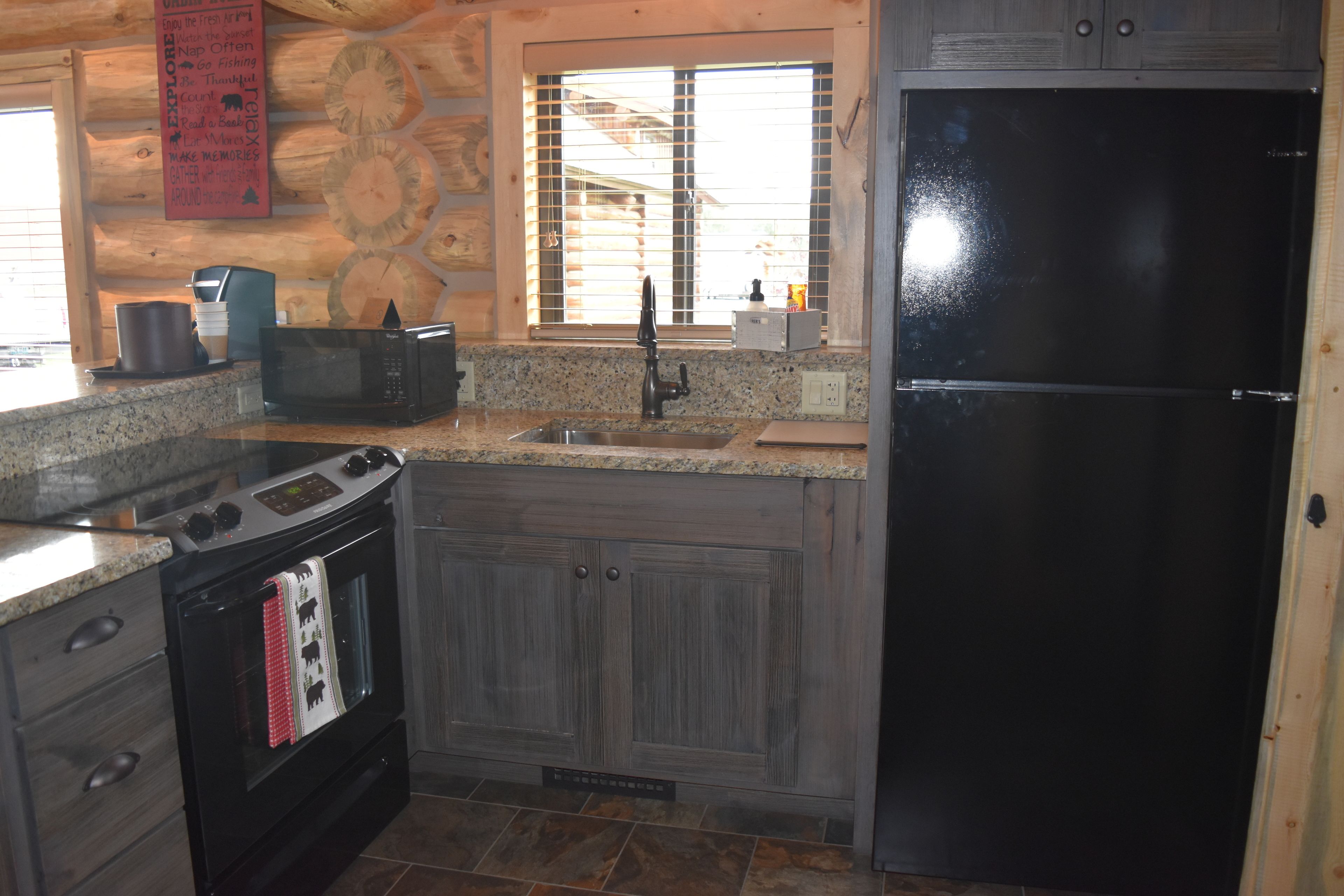 family adventure cabin | private kitchenette | fridge, microwave, coffee/tea maker, electric kettle