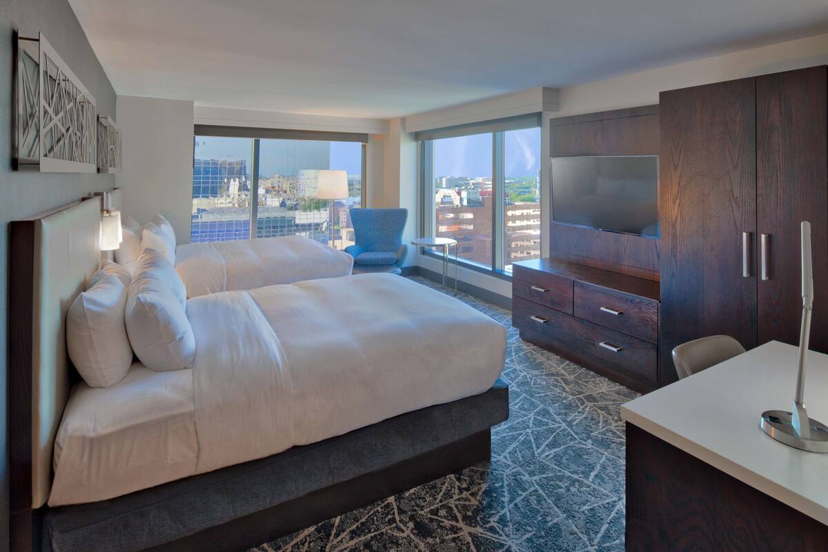 down duvets, in-room safe, desk, blackout curtains