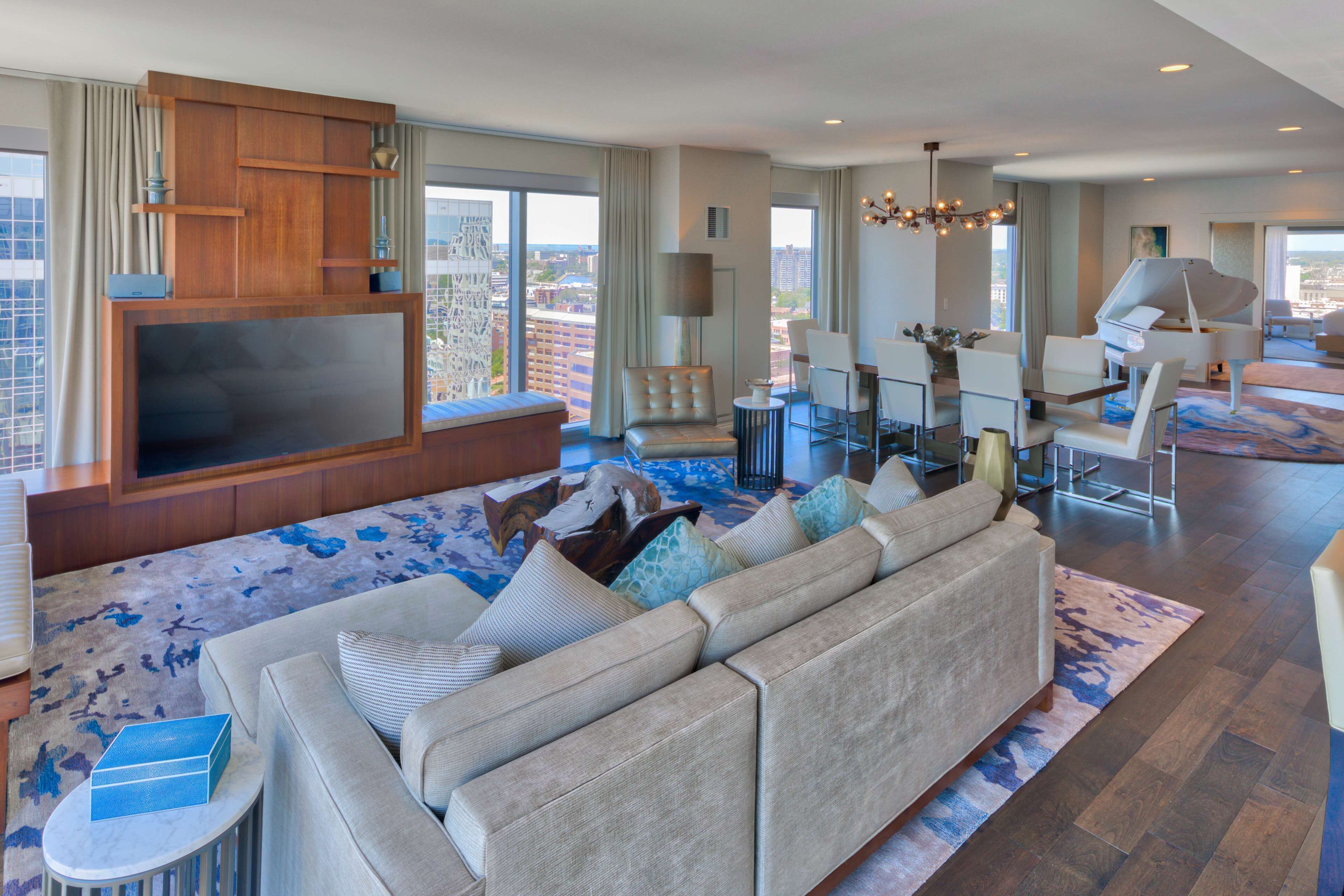 Suíte presidencial, 1 quarto, para não fumantes | Edredons de pluma, cofres nos quartos, escrivaninha, cortinas blackout