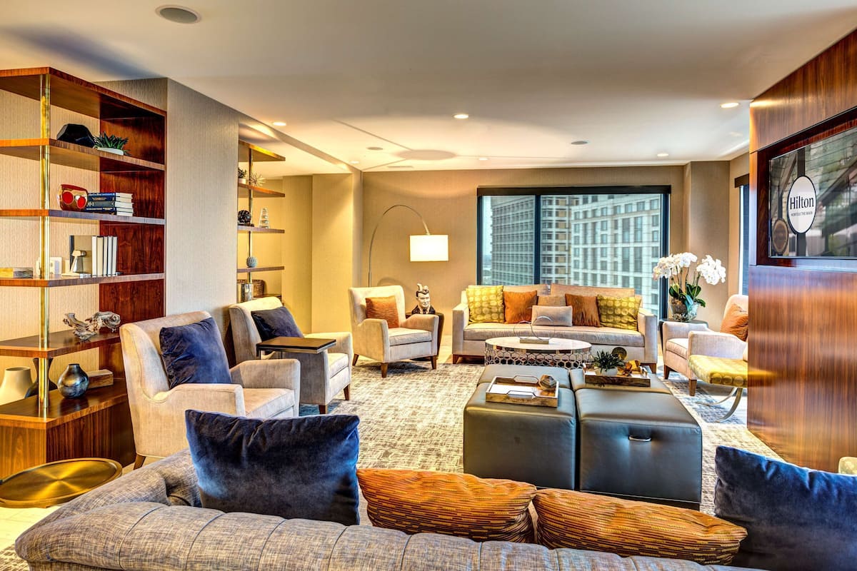 3 restaurants, breakfast, lunch, dinner served; american cuisine