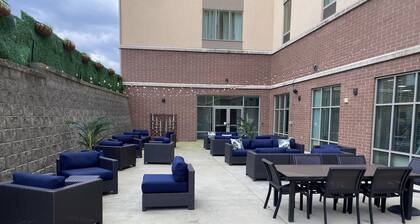 Hampton Inn & Suites Charlotte/Ballantyne