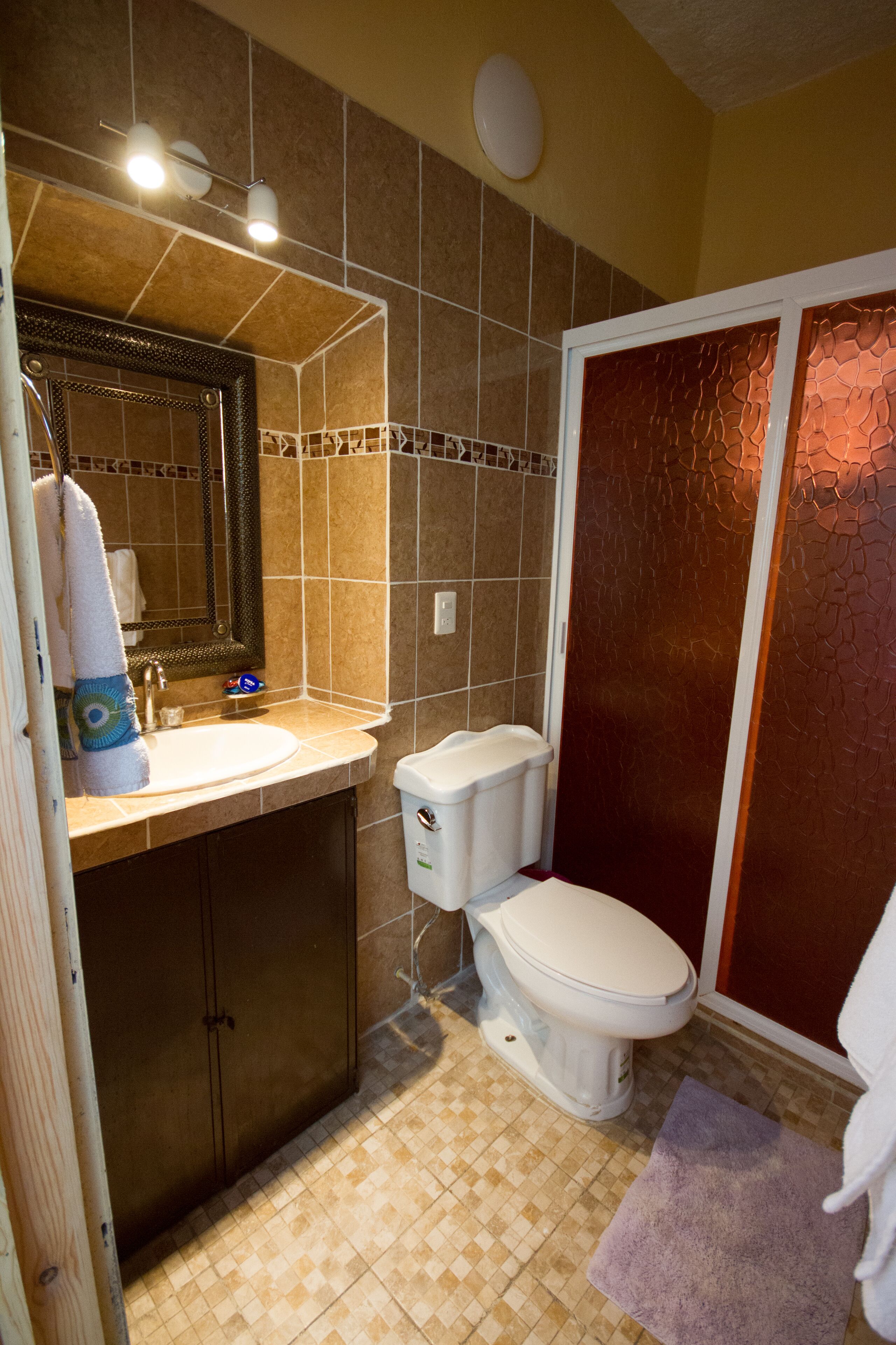 double room | bathroom | shower, free toiletries, hair dryer, towels
